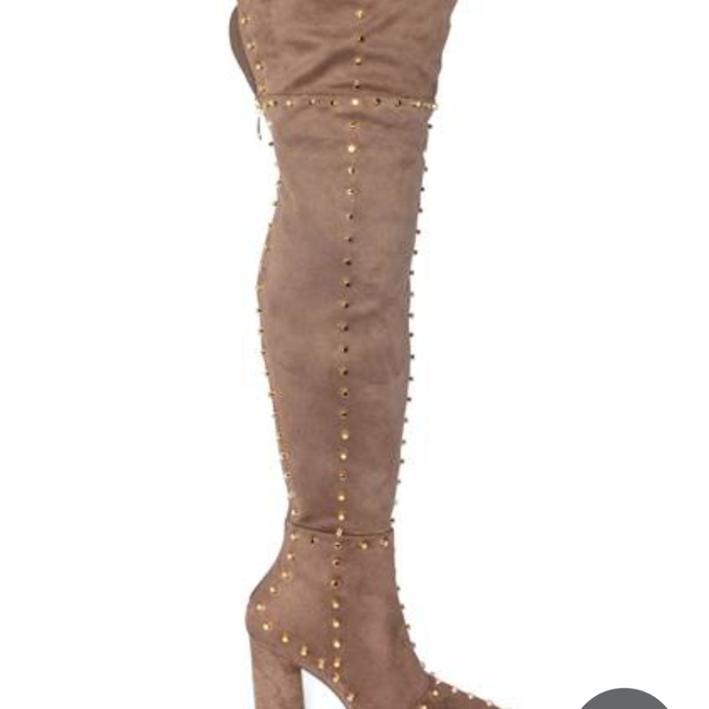 Venus Studded Alert Knee High Boots 9 never worn